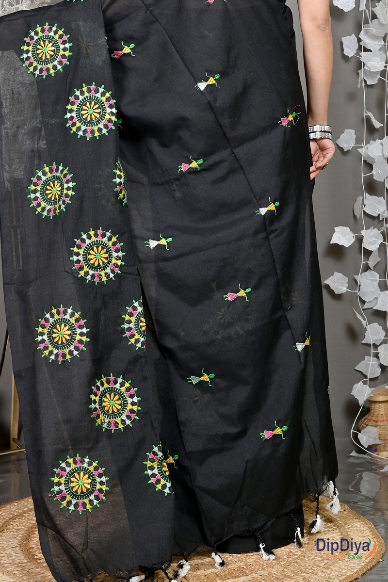 Black Pure Cotton Parama Embroidery Handloom saree (285)